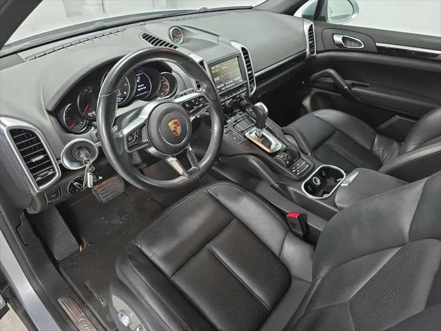 2016 Porsche Cayenne Cayenne