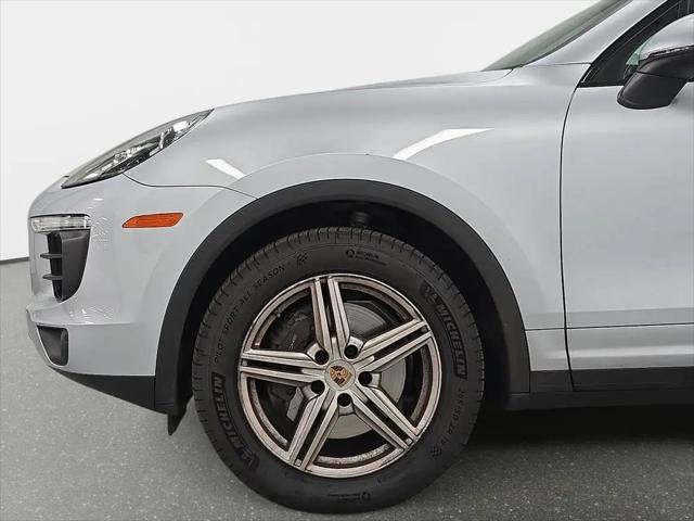 2016 Porsche Cayenne Cayenne
