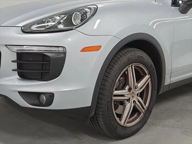 2016 Porsche Cayenne Cayenne