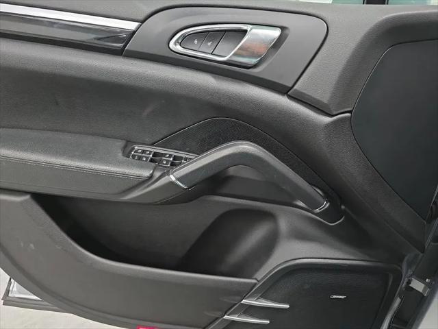 2016 Porsche Cayenne Cayenne