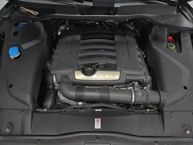 2016 Porsche Cayenne Cayenne