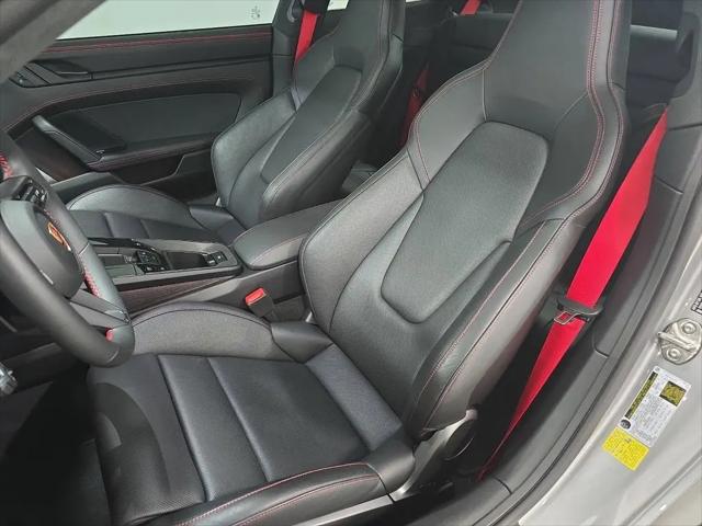 2026 Porsche 911 Carrera GTS