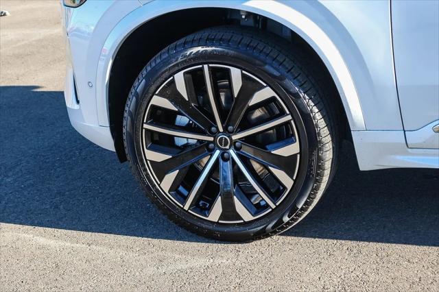 2026 Volvo XC90 Plus, B5 AWD Gas (mild hybrid), Gasoline, Bright, 7 Seats