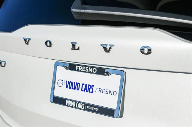 2026 Volvo XC90 Plus, B5 AWD Gas (mild hybrid), Gasoline, Bright, 7 Seats