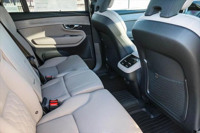 2026 Volvo XC90 Plus, B5 AWD Gas (mild hybrid), Gasoline, Bright, 7 Seats