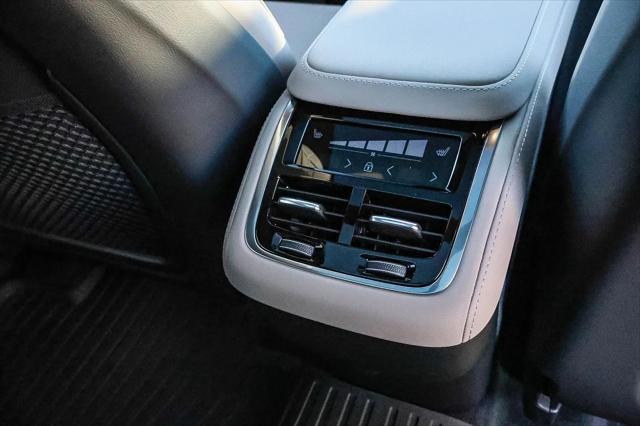 2026 Volvo XC90 Plus, B5 AWD Gas (mild hybrid), Gasoline, Bright, 7 Seats