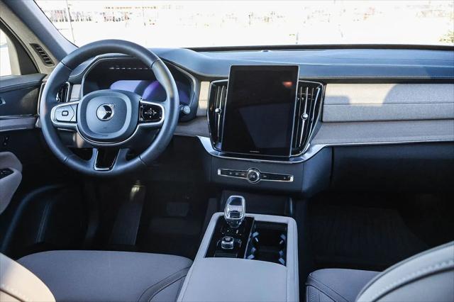 2026 Volvo XC90 Plus, B5 AWD Gas (mild hybrid), Gasoline, Bright, 7 Seats