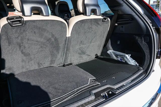 2026 Volvo XC90 Plus, B5 AWD Gas (mild hybrid), Gasoline, Bright, 7 Seats