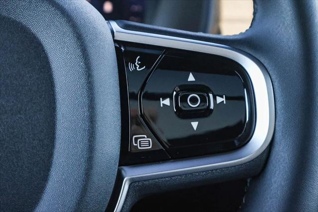 2026 Volvo XC90 Plus, B5 AWD Gas (mild hybrid), Gasoline, Bright, 7 Seats