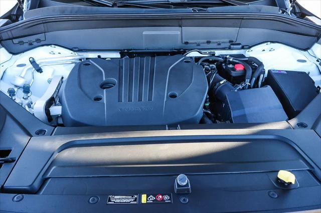 2026 Volvo XC90 Plus, B5 AWD Gas (mild hybrid), Gasoline, Bright, 7 Seats