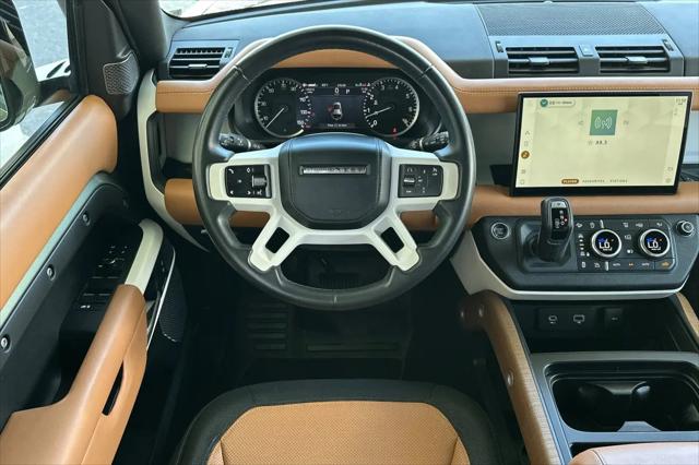 2023 Land Rover Defender 110 X-Dynamic SE