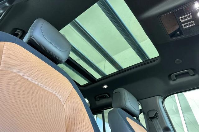 2023 Land Rover Defender 110 X-Dynamic SE