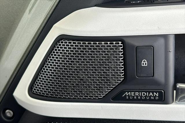 2023 Land Rover Defender 110 X-Dynamic SE