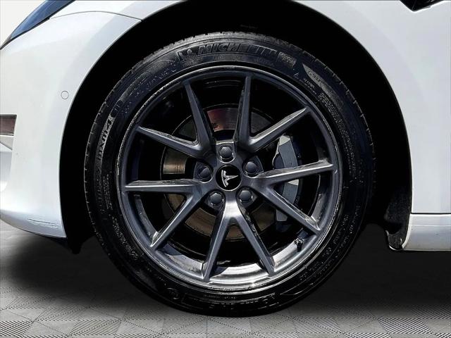 2022 Tesla Model 3 Long Range Dual Motor All-Wheel Drive