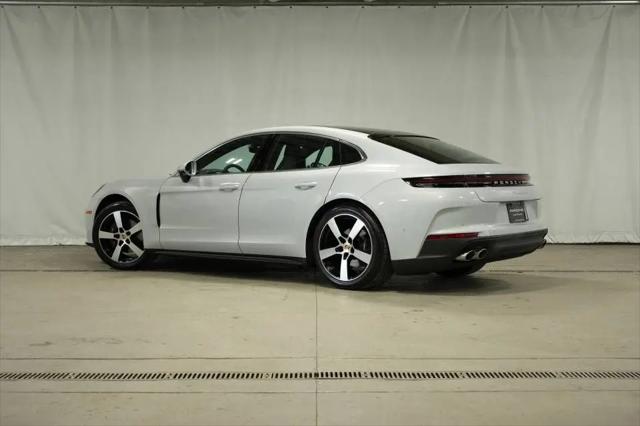 2025 Porsche Panamera 4