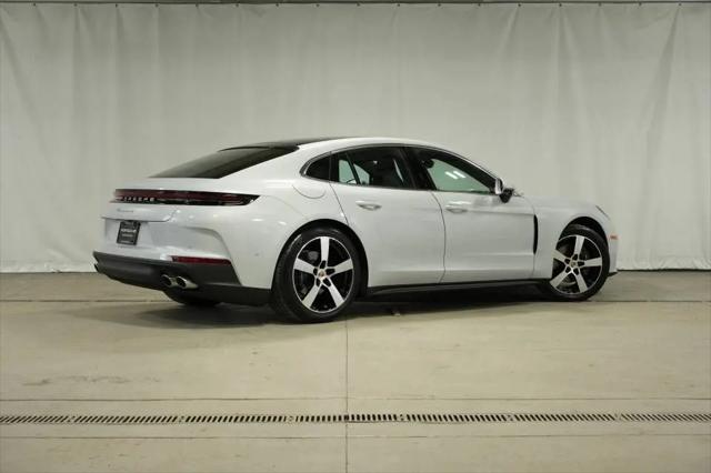 2025 Porsche Panamera 4