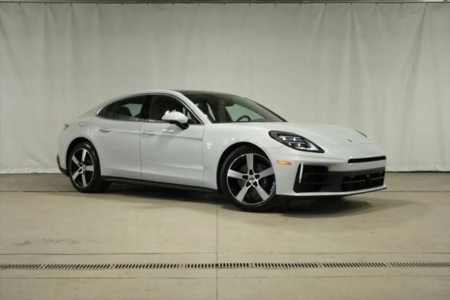 2025 Porsche Panamera 4