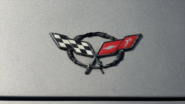 2001 Chevrolet Corvette Base
