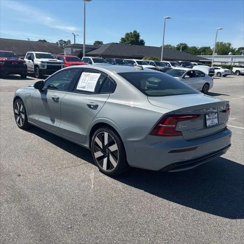 2024 Volvo S60 Recharge T8 Ultimate Dark Theme