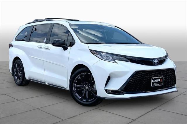 2025 Toyota Sienna XSE