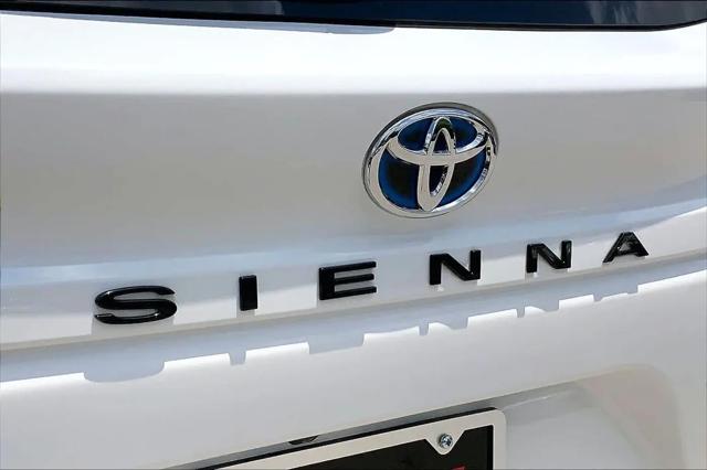2025 Toyota Sienna XSE