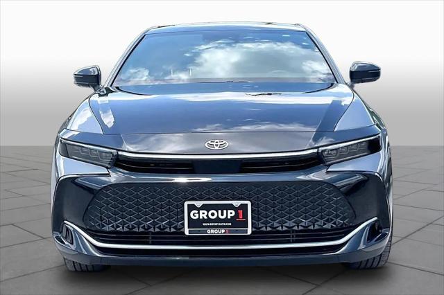 2024 Toyota Crown Platinum