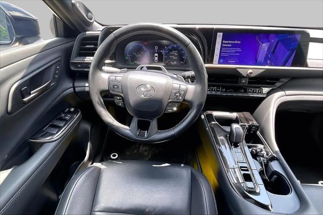 2024 Toyota Crown Platinum