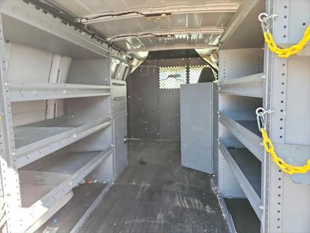 2023 GMC Savana Cargo RWD 2500 Extended Wheelbase Work Van