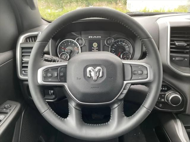 2023 Ram 1500 Big Horn Crew Cab 4x4 5'7" Box
