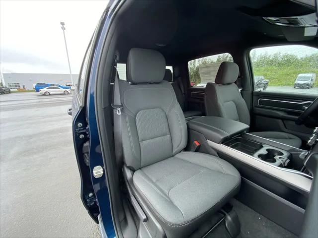 2023 Ram 1500 Big Horn Crew Cab 4x4 5'7" Box