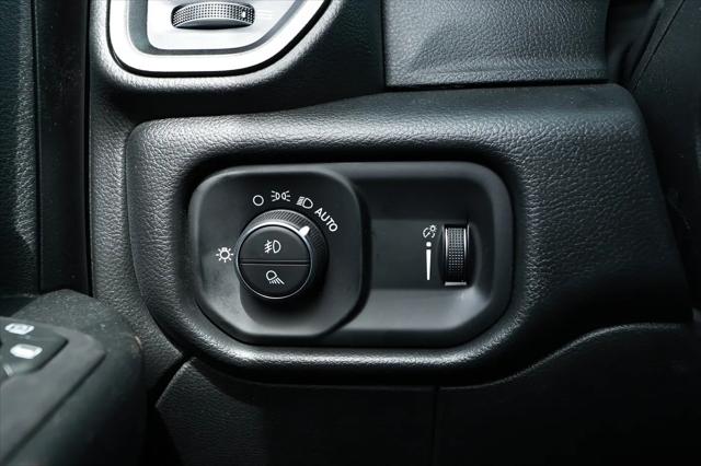 2026 Ram 2500 Black Express Crew Cab 4x4 64 Box