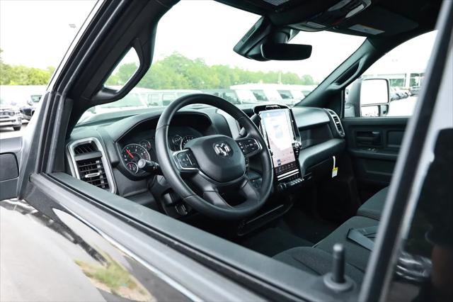 2026 Ram 2500 Black Express Crew Cab 4x4 64 Box