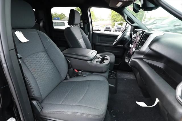 2026 Ram 2500 Black Express Crew Cab 4x4 64 Box