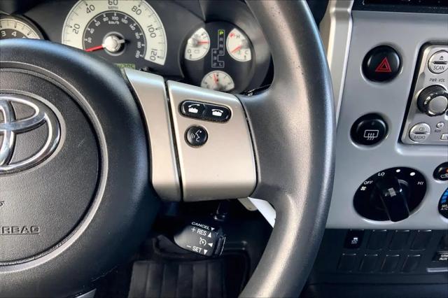 2014 Toyota FJ Cruiser Base