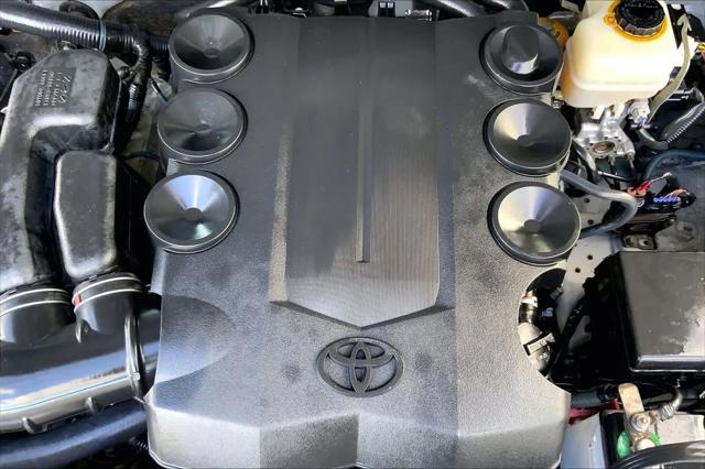 2014 Toyota FJ Cruiser Base