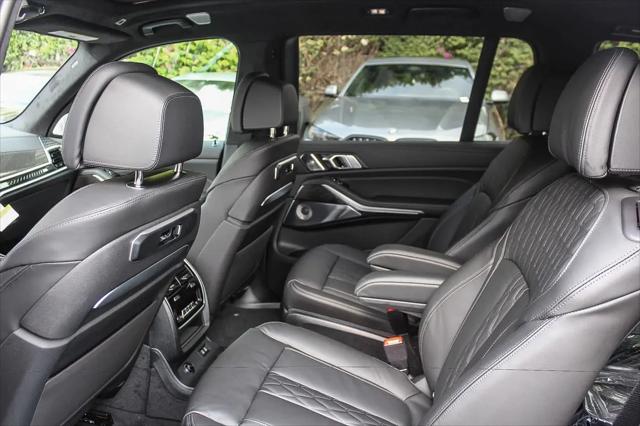 2027 BMW X7 M60i