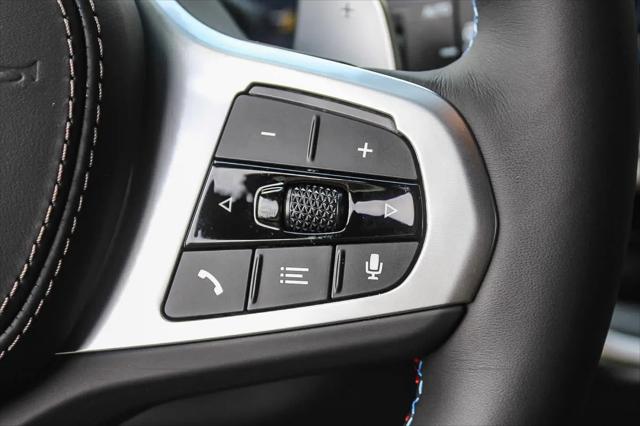 2027 BMW X7 M60i