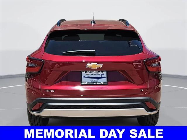 2025 Chevrolet Trax FWD LT