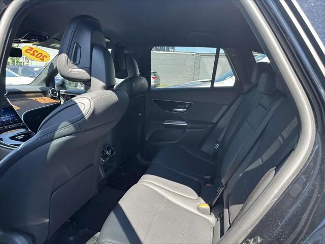 2025 Mercedes-Benz GLC 4MATIC SUV