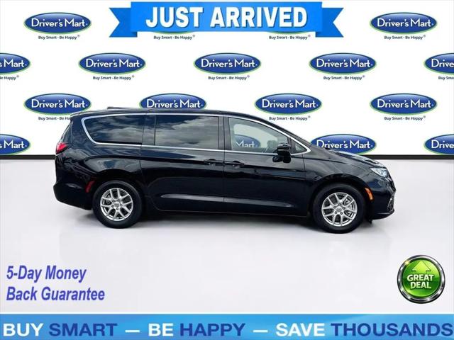 2025 Chrysler Pacifica Select for sale in Winter Park, FL