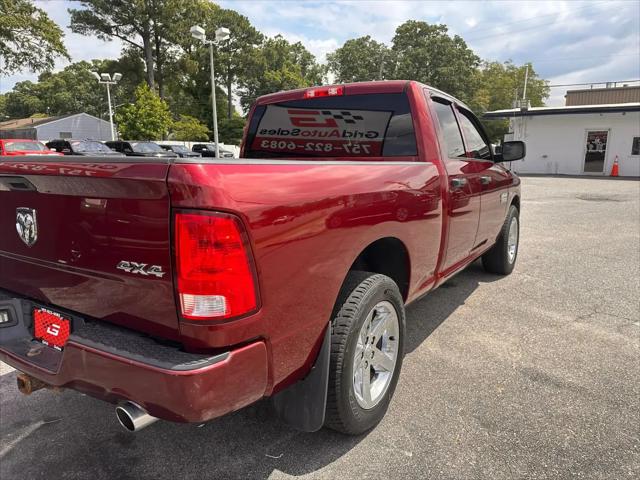 2017 Ram 1500 Express Quad Cab 4x4 6'4" Box