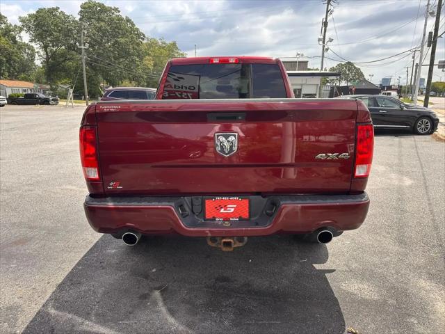 2017 Ram 1500 Express Quad Cab 4x4 6'4" Box