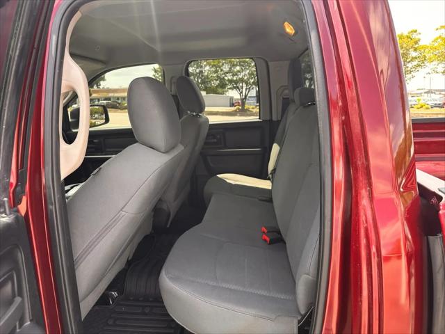 2017 Ram 1500 Express Quad Cab 4x4 6'4" Box