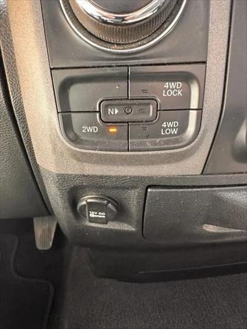 2017 Ram 1500 Express Quad Cab 4x4 6'4" Box