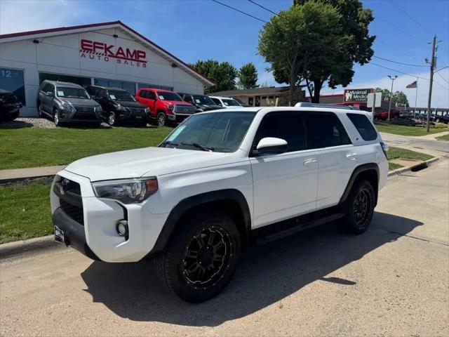 2016 Toyota 4Runner SR5 for sale in Des Moines, IA