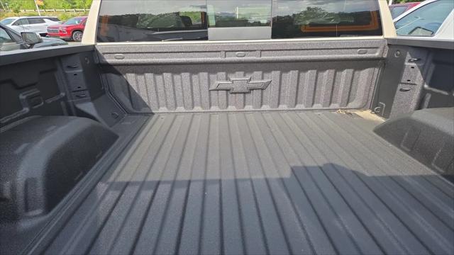 2026 Chevrolet Silverado 1500 4WD Crew Cab Short Bed ZR2