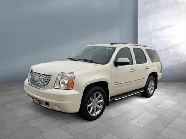 2012 GMC Yukon Denali for sale in Sioux City, IA