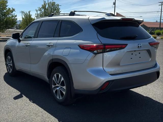 2023 Toyota Highlander Hybrid XLE