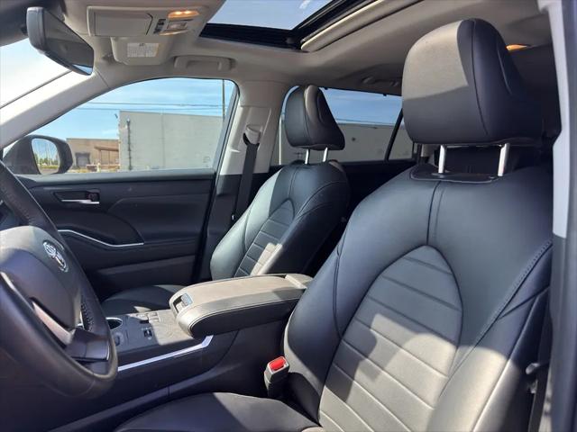 2023 Toyota Highlander Hybrid XLE