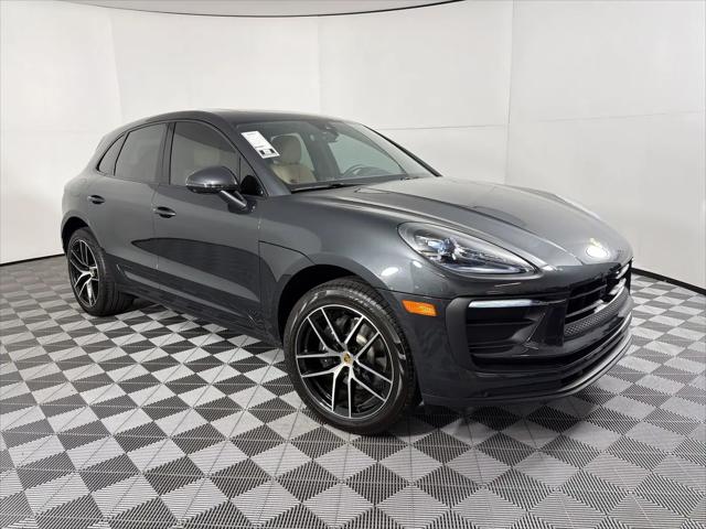 2026 Porsche Macan Macan